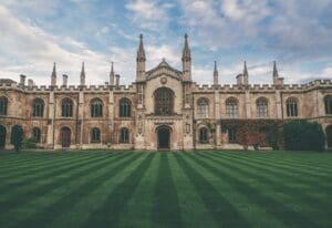 Write a portfolio for the UK University 